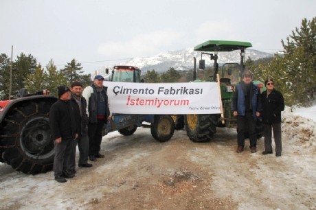 Köylülerden çimento fabrikası kurulmasına tepki