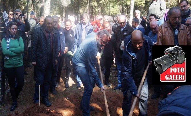 Teoman Uluğ,gözyaşları ve sevgi seli eşliğinde uğurlandı