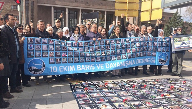 10 Ekim’de yitirilenler için Barış ve Demokrasi Anıtı talebi