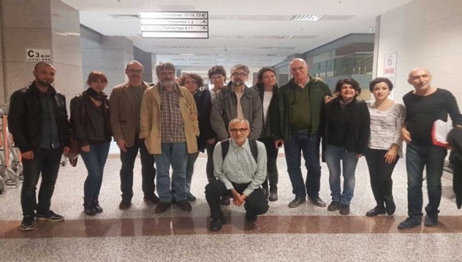 13 gazetecinin yargılandığı Özgür Gündem davası ertelendi
