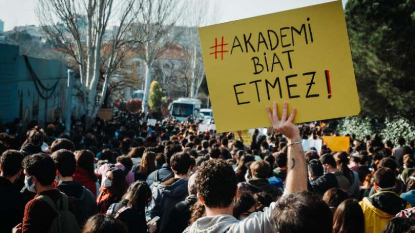 344 yazar, şair ve gazeteciden Boğaziçi öğrencilerine destek