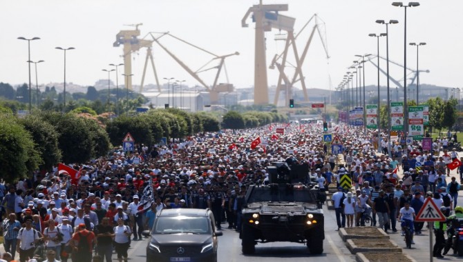 Adalet Mitingi bugün Maltepe'de... 1.5 milyon civarında insan bekleniyor...