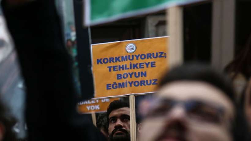 Barolar: Yasal değişiklikte ısrar ederse her türlü demokratik eyleme hazırız