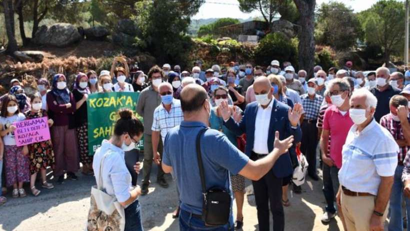 Bergamada köylüler ÇED toplantısını engelledi