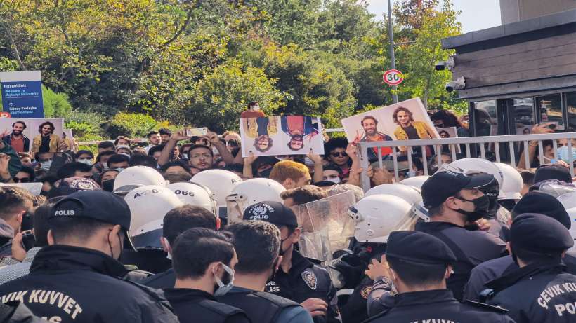 Boğaziçi eylemine polis saldırdı