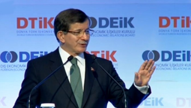 Davutoğlu: Başkanlık sistemini benimseyen anayasa için her türlü adımı atacağız