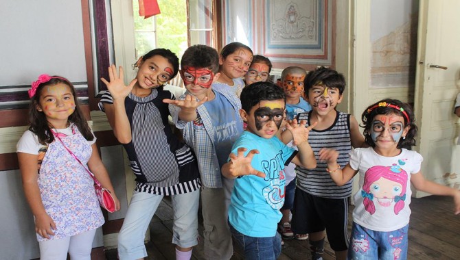 Edirne Halkevi Yaz Okulu çocuklar için harikalar yaratıyor