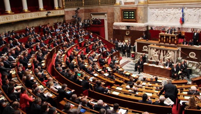 Fransa'da 'soykırımları reddetmek ve önemsizleştirmek' suç olacak