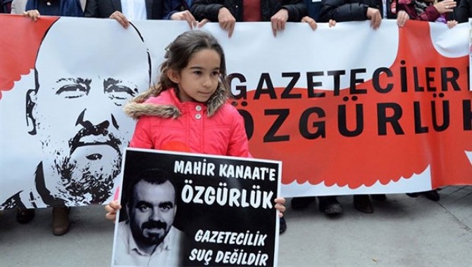 Gazeteci, akademisyen ve avukatlar ifade özgürlüğü için yürüyecek