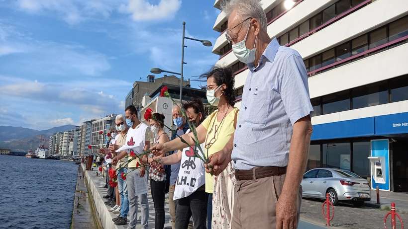 Gözaltında kaybedilenler İzmirde anıldı