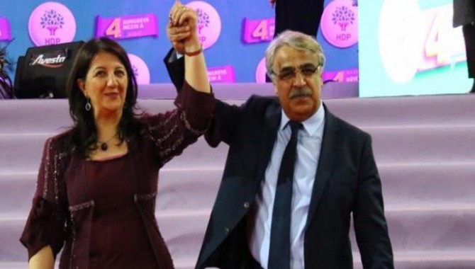 HDP Eş Genel Başkanlığı’na Pervin Buldan ve Mithat Sancar seçildi