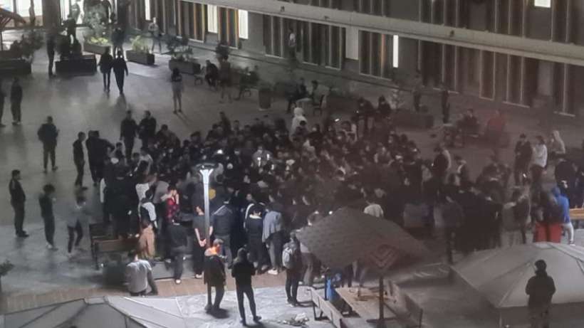 İstanbul Kanuni Sultan Süleyman KYK yurdunda öğrencilerden eylem