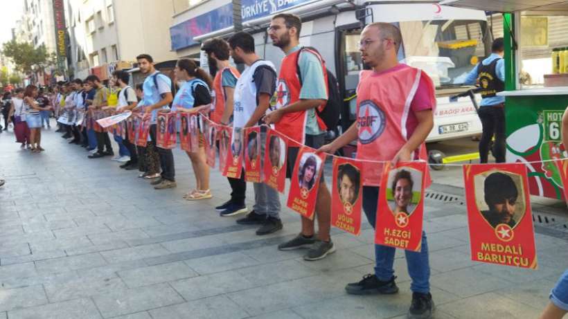 İzmirde 33ler için adalet zinciri