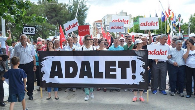 İzmir'den başlayan Adalet Yürüyüşü sürüyor