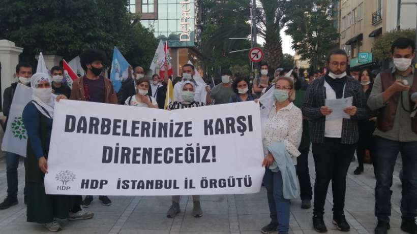 Kadıköy, Kartal ve Sancaktepede milletvekillerinin tutuklanması kınandı