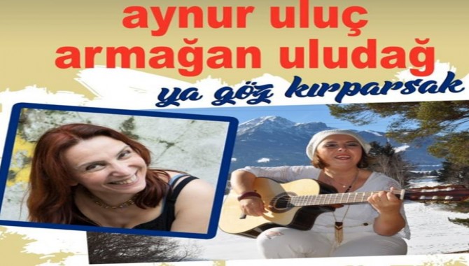 Karşı sahnede şiir ve müzik şöleni var