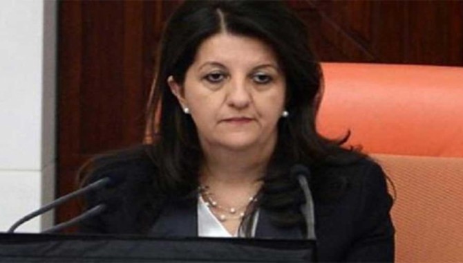 Pervin buldan Diyarbakır'da gözaltına alındı