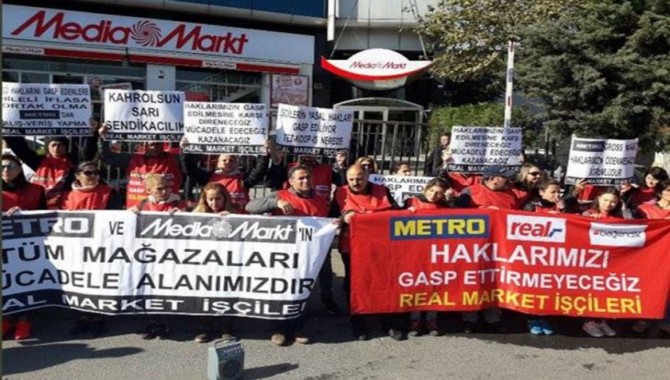 Polisten Real Market işçilerine biber gazlı saldırı