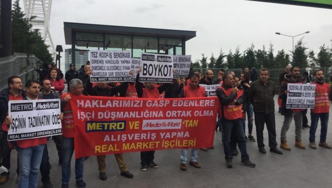 Real Market işçileri, direnişlerini sürdürüyor