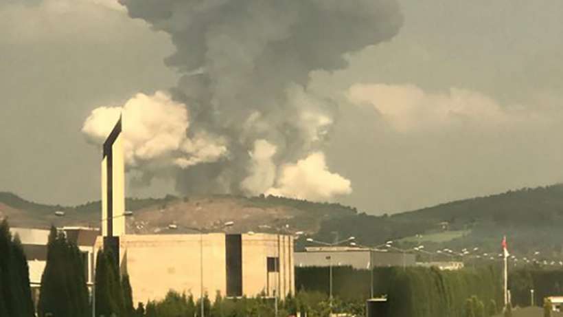 Sakarya Hendek’te havai fişek fabrikasında patlama: 4 ölü, 1’ı ağır 97 yaralı