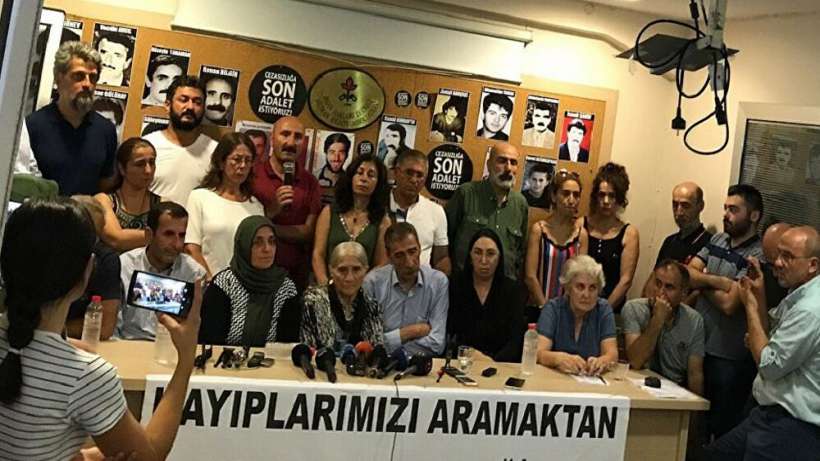 “Sözde reformlarınızla bizi oyalamayın, adliyelerin kapılarını adalete açın”