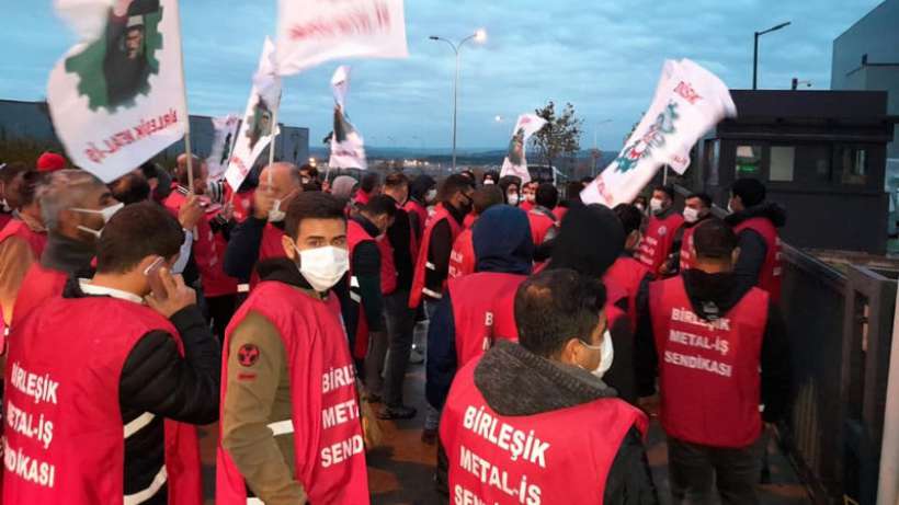 Systemair HSKde ücretsiz izne zorlanan işçiler direnişe geçti