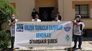84 Demiryolu emekçisinin sürgünü İzmir, Adana ve Diyarbakır'da protesto edildi