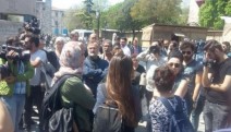İHD’nin Ermeni Soykırımı anmasına polis engeli: Döviz ve pankartlara el konuldu!