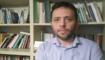 İhraç edilen akademisyen Cenk Yiğiter gözaltına alındı