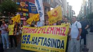 İzmir’de KESK 259. hafta eylemini gerçekleştirdi
