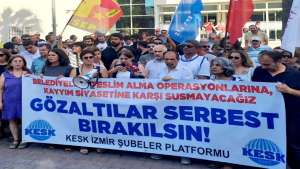 İzmir’deki gözaltılar protesto edildi