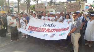 İzmir Emekliler Platformu: “Sadaka değil, hakkımız olanı istiyoruz"