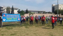 İzmir'de iş yerlerinde 1 Mayıs kutlaması