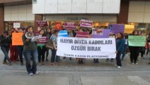 İzmir'de kadınlar tutuklamaları protesto etti