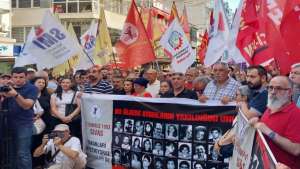 İzmir'de Sivas katliamı protesto edildi, faşizme karşı mücadele çağrısı yapıldı