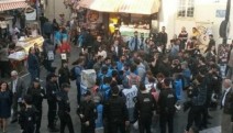 Kadıköy'de 1 Mayıs bildirisi dağıtanlar gözaltına alındı