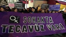 Kadınlar, kadın öğrenciye tecavüz edilen sokakta eylem yaptı