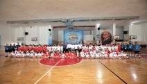 Kartal Belediyesi ücretsiz Yaz Spor Okulu’nda eğitimler başladı