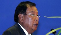 Laos yeni liderini seçti