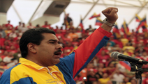 Maduro, faşist darbeyi yenmek için halka çağrı yaptı