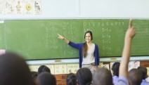 MEB: Sözleşmeli ve kadrolu öğretmenlerin maaşları aynı,514 Suriyeli öğretmen eğitici olacak