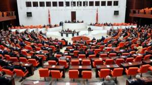 'Öğretmenlik Meslek Kanun Teklifi' Meclis'te kabul edildi I Tüm itirazlara rağmen...