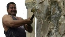 Saddam'ın heykelini yıkan Iraklı'nn son pişmanlığı