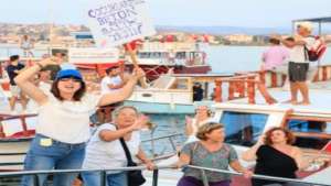 Sığacık'ta Yat Limanı protestosu I “Bu denize bu ihaneti yaptırmayacağız”