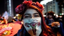Şili’de kürtaj yasağını kaldıran yasa onanmadı: Binlerce insan sokaklara döküldü