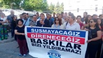 Sosyal medya paylaşımlarından yargılanan öğretmene beraat