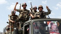 Suriye Ordusu ve YPG Rakka'ya girdi