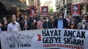 Taksim Dayanışması: Gezi özgürlük ve adalet umududur