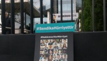 Tebligatla işten çıkartılan gazetecilerden Hürriyet’te eylem