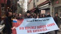 Tiyatro emekçileri, yasaklama kararına rağmen Kadıköy’de yürüyüş gerçekleştirdi